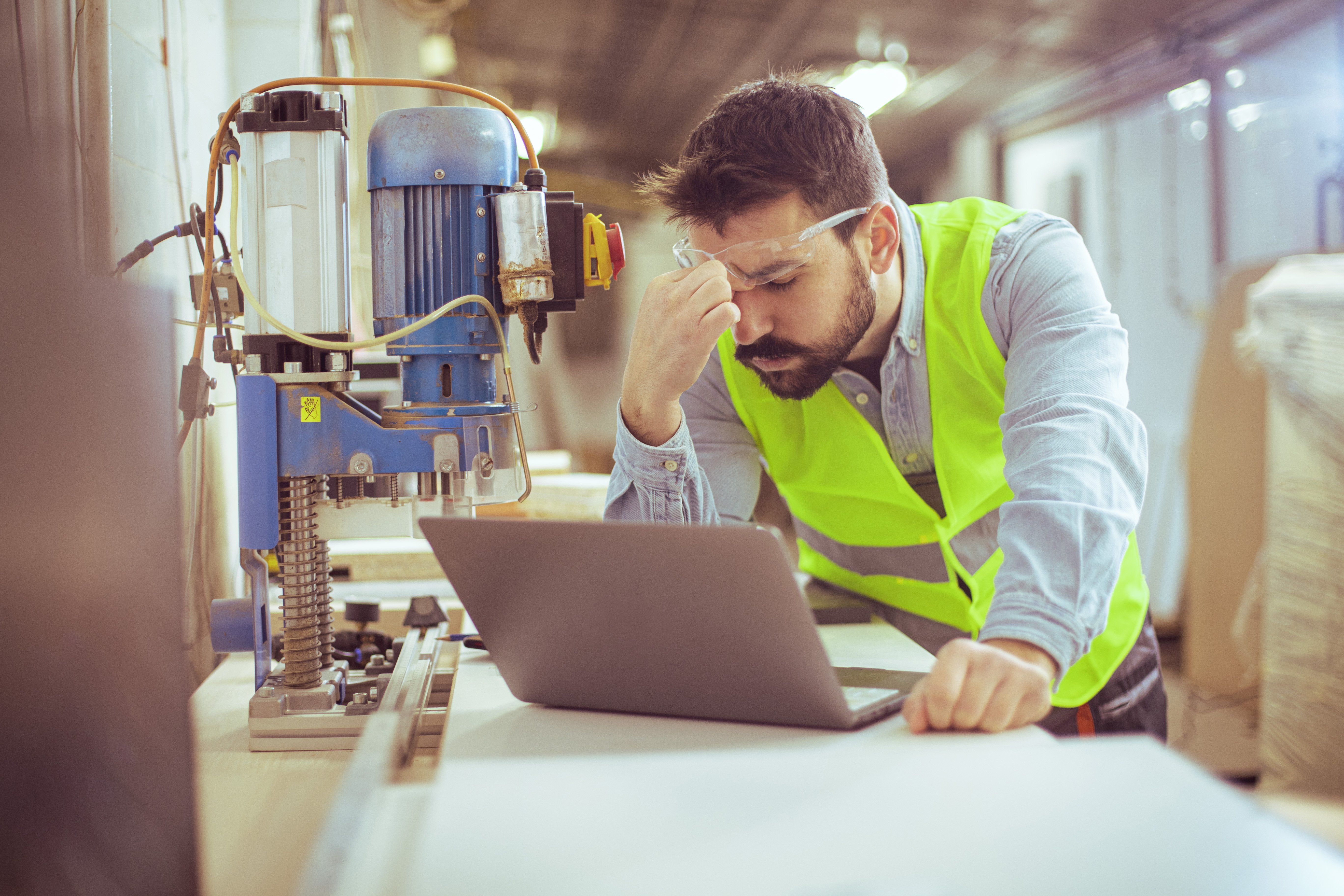 Why Manufacturers Struggle to Adopt Predictive Maintenance
